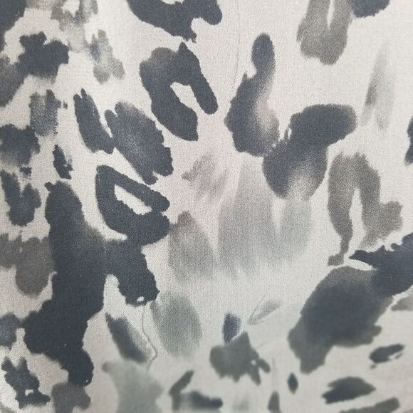 ANN TAYLOR SKIRT. Size 2. - Picture 5 of 6